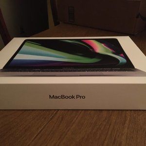 2020 Apple MacBook Pro with Apple M1 Chip (13-inch, 8GB